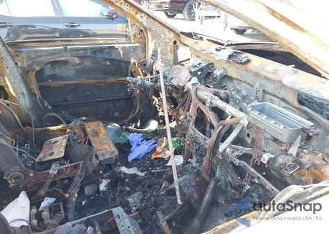 2018 Hyundai Santa Fe Sport 2.4L из США, поврежденный, VIN 5NMZT3LB7JH098202